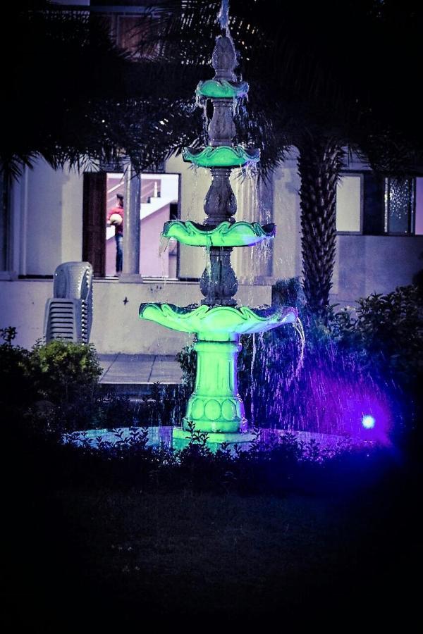 Royal Club & Resort Ahmedabad Exterior photo